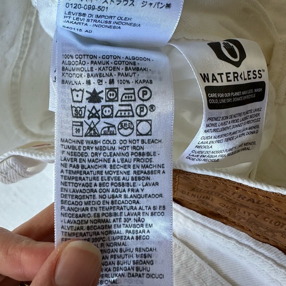 Levis Premium‎ White Wedgie Jeans Sz 26 - Picture 5 of 9